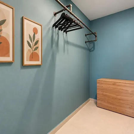 Modern 2bed With Private Balcony